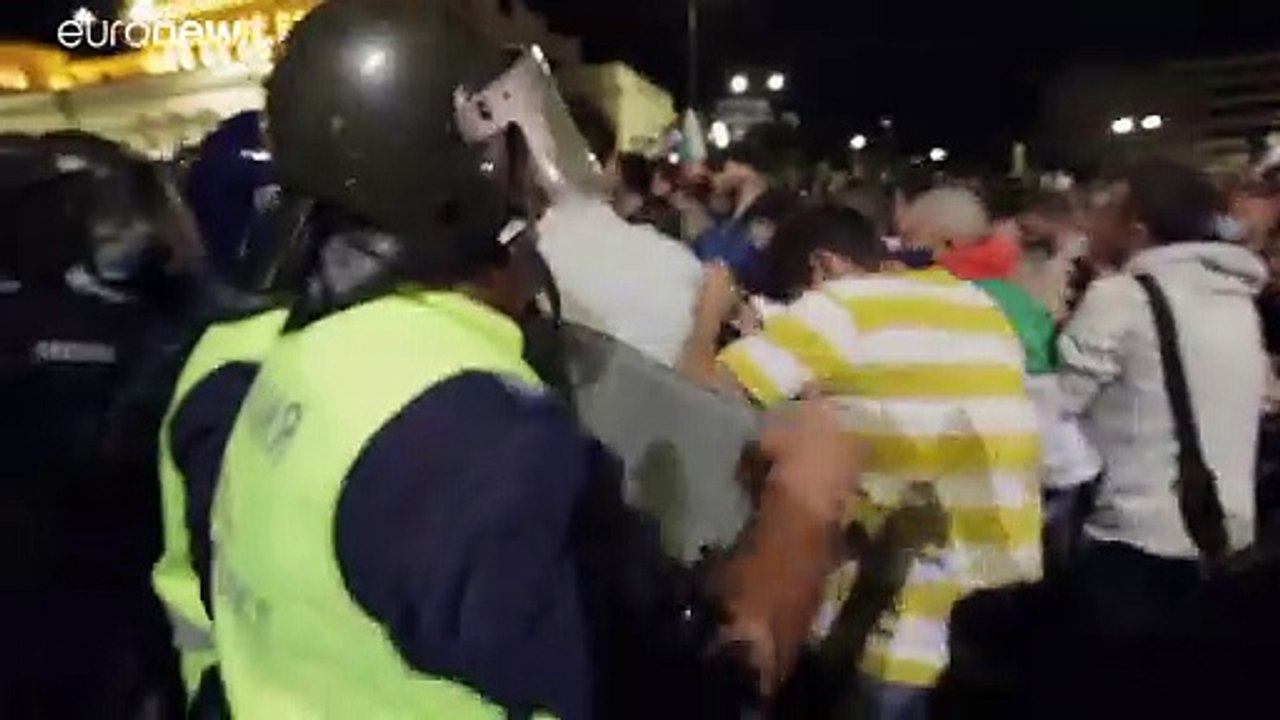 "Verbrecher, Mafia" - Demonstrationen gegen Korruption in Bulgarien
