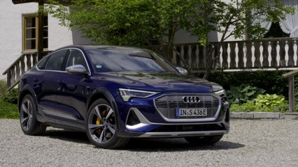 Audi e-tron S Sportback Design in Navarra blue