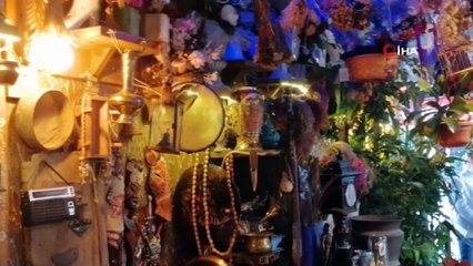 Amasya Suluova’da müze gibi çiçekçi dükkanı