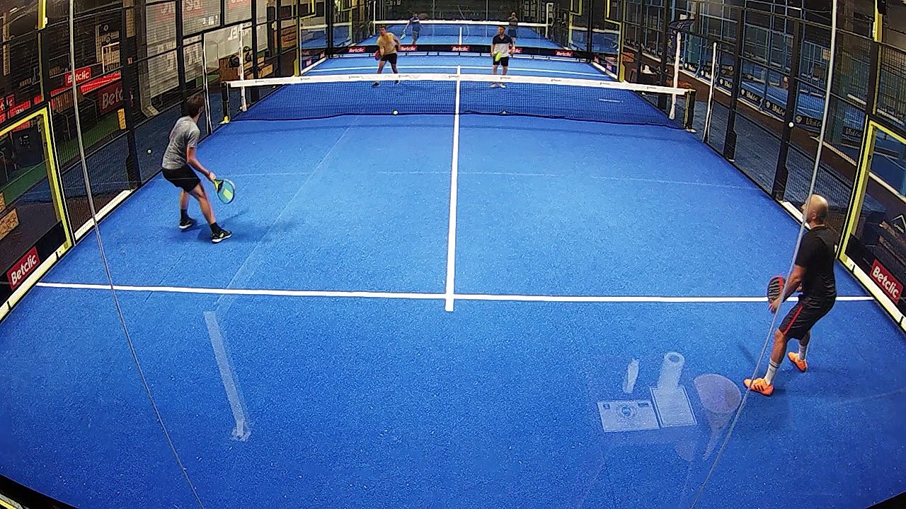 Puntaco #19 du Match du 21/09 à 10:11 - Court Betclic (4PADEL Bordeaux)