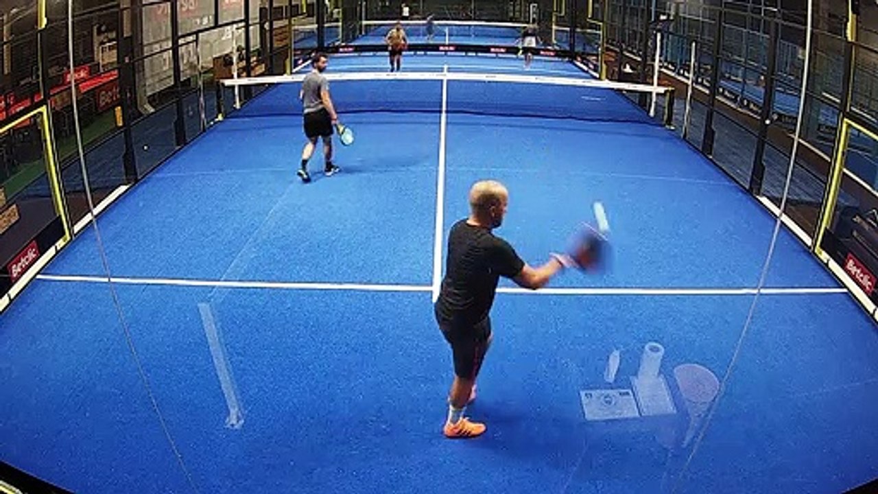 Puntaco #21 du Match du 21/09 à 10:11 - Court Betclic (4PADEL Bordeaux)
