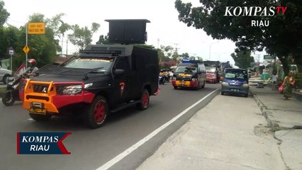 Tingginya Kasus Korona Petugas Senyemprotan Disinfektan