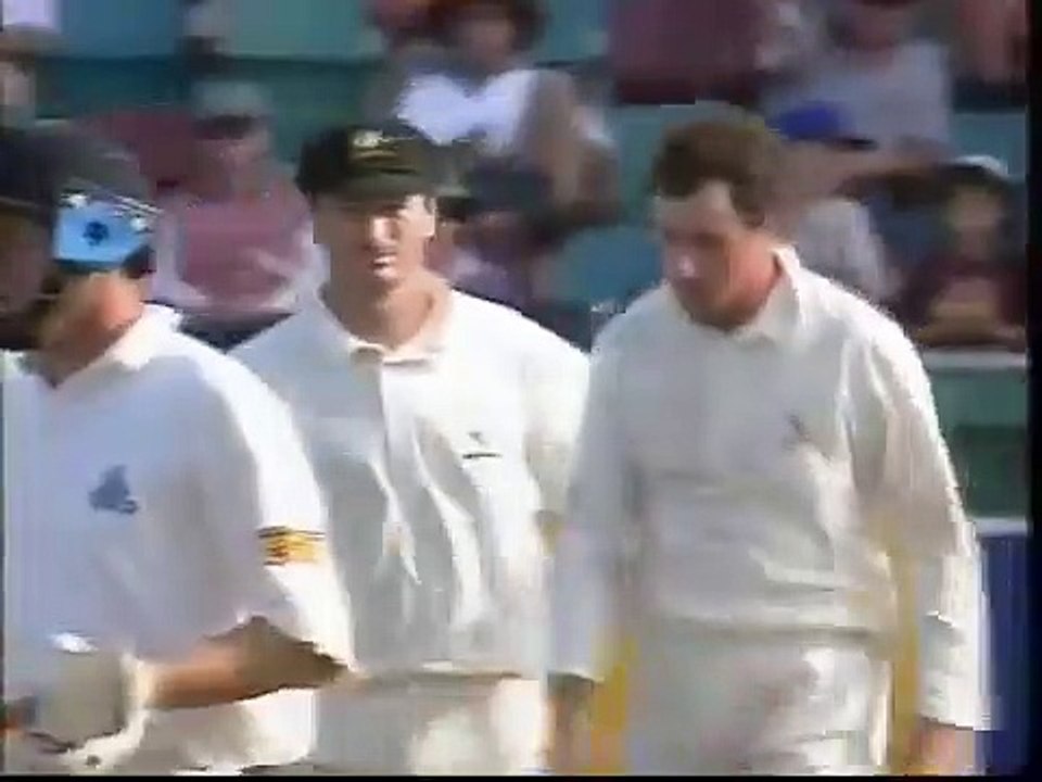 1994/95 The Ashes 1st Test at Brisbane 1994