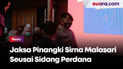 Jaksa Pinangki Sirna Malasari usai Sidang Perdana Kasus Djoko Tjandra