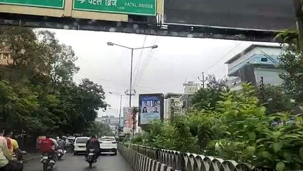 इंदौर में एक बार फिर आई अवैध होर्डिंग्स की बाढ़, नगर निगम के आदेशों की उड़ाई धज्जियां