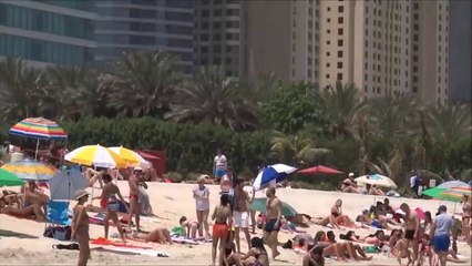 Descargar video: Beach In Dubai, دبي, Jumeirah Beach Dubai, The Palm Dubai, Burj Khalifa, Shopping, Dubai Mall