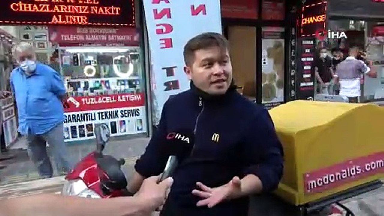 Maskesiz gezen şahıstan polise tehdit: Sen zor kullan o zaman görüşürüz