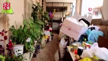 Adana'da bir evden 11 kamyon çöp çıktı