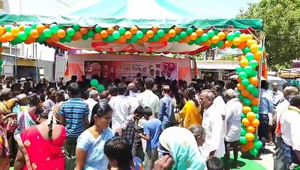 மாஸ்க் & சமூக இடைவெளி இல்லாமல் பாஜகவினரால் கொண்டாடப்பட்ட பிரதமரின் பிறந்த நாள் விழா - வீடியோ