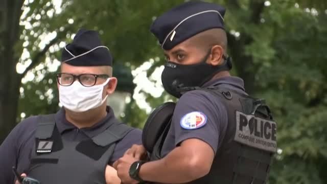 Reabren la Torre Eiffel tras desalojarla por una amenaza de bomba