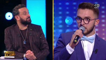 Thibault dédicace une petite chanson à Cyril Hanouna pour son anniversaire !