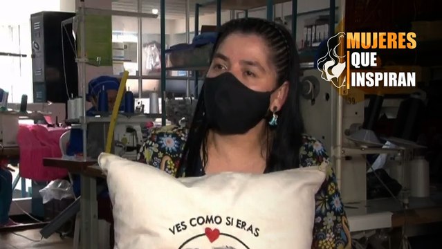 Mujeres que inspiran: a pesar de su enfermedad, no se rinde y da trabajo a 35 mujeres