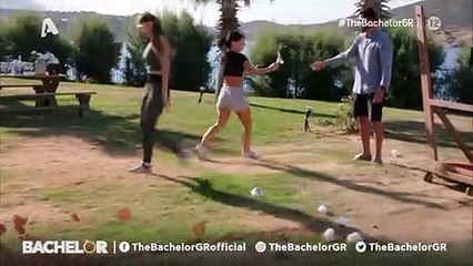 The Bachelor: Μόνο που δεν μαλλιοτραβήχτηκαν για την ανθοδέσμη! Επικές σκηνές!