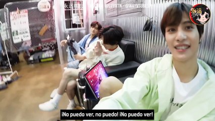 [SUB ESP] [WayV-log] Entrevista personal de WayV en el set de grabación para la sesión de fotos