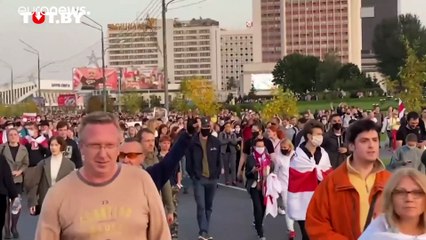 Protestos contra investidura inesperada de Lukashenko
