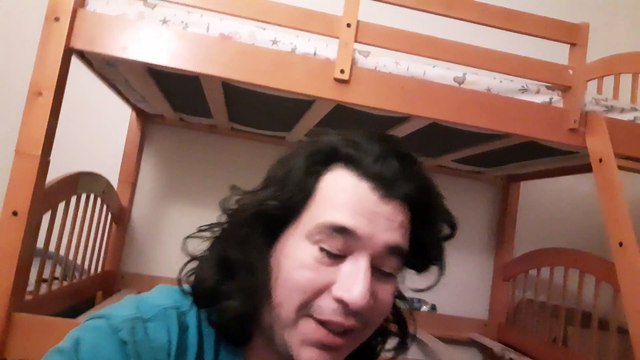 Unboxing first dungeons and Dragons starter kit