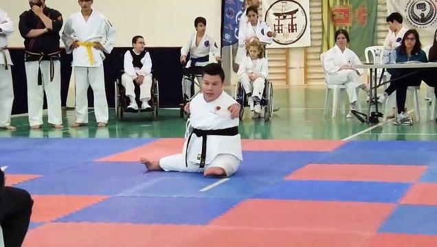 Adapted Karate - This is the Kata Empi - KARATE ADAPTADO KATA EMPI