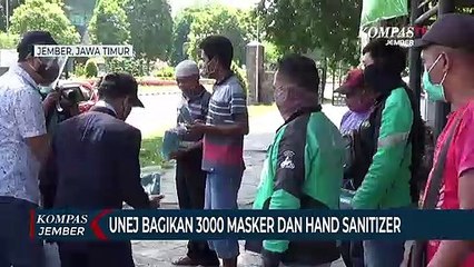 下载视频: UNEJ Bagikan 3000 Masker dan Hand Sanitizer ke Pengguna Jalan