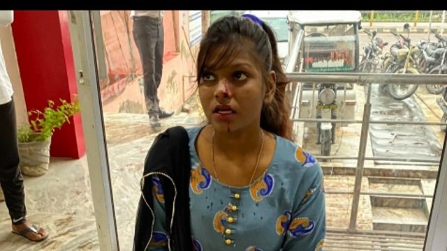 परीक्षा देने जा रही छात्रा से सरेराह शोहदे ने की छेड़खानी