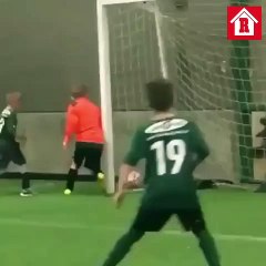 El más INCREÍBLE autogol que verás hoy