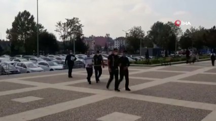 Bolu TEM’de uyuşturucu operasyonunda 2 kilo 84 gr esrar yakalandı