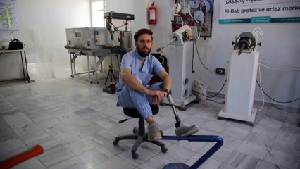 İdlibli ampute gencin ürettiği protezler uzuvlarını yitirenlere derman oluyor