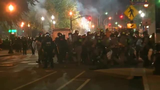 Protestas tras el fallo judicial que exculpa a los policías acusados de la muerte de Brionna Taylor