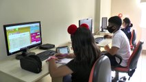 Kocaeli’de kurulan EBA destek noktası interneti olmayan öğrencilerin yardımına koştu
