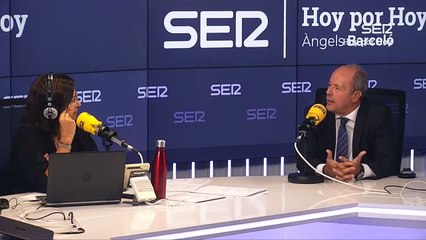 Àngels Barceló coge por la pechera al ministro de Justicia para que confiese que el Gobierno Sánchez vetó a Felipe VI en Cataluña