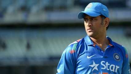 Dhoni- க்கு எதிராக மொத்தமாக இறங்கிய முன்னாள் வீரர்கள்