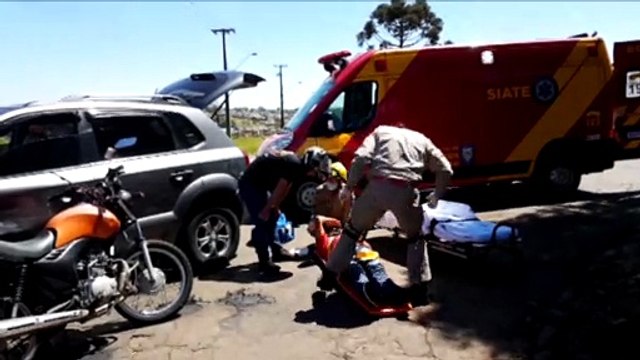 Motociclista fica ferido em acidente na marginal da BR-277, em Cascavel