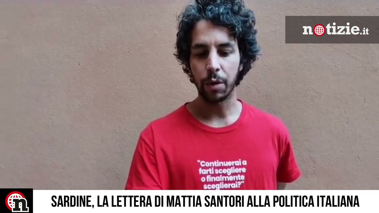 Sardine, lettera di Santori alla politica italiana: "Ricordatevi quello che abbiamo fatto"
