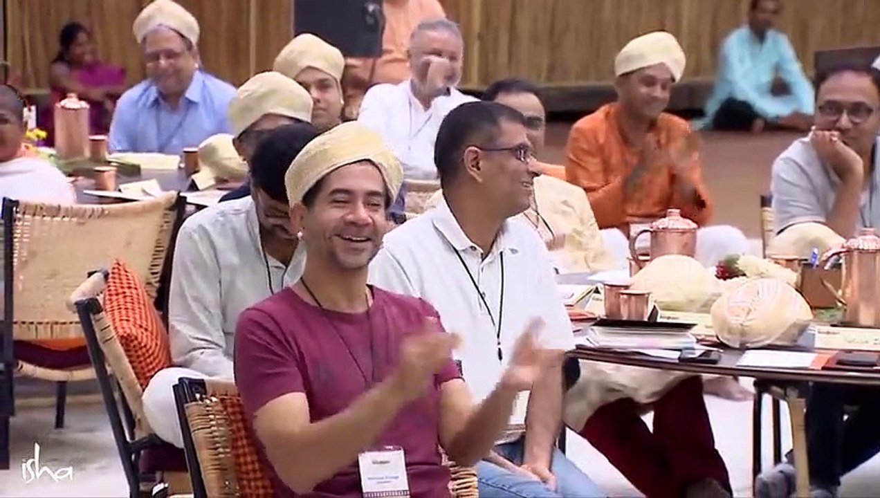 Sadhguru on an Awesome Suspense Thriller You’re Missing Out On high - Sadhguru Isha Yoga