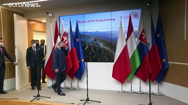 Лидеры Восточной Европы требуют: Стоп мигрантам!