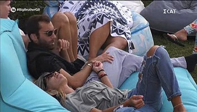 Big Brother: Του 'κανε αγκαλιές, της έριξε άκυρο και η Δανέζη έγινε πυρ και μανία