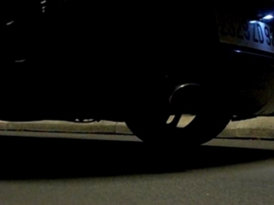 ligne inox sur seat leon tdi