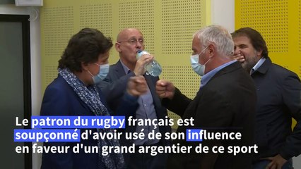 Rugby-affaire Altrad : ému, Bernard Laporte veut "repartir avec force"