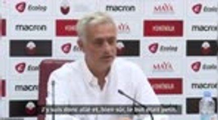 Tottenham - Mourinho : "Je me suis rendu compte que les buts étaient 5 cm trop petits"