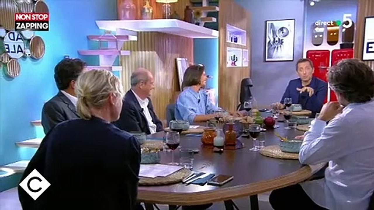 C à Vous : quand Gad Elmaleh évoque le compagnon d’Alessandra Sublet, c’est hilarant ! (vidéo)