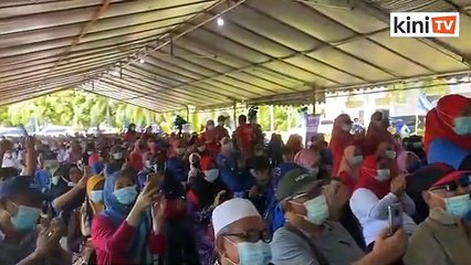 Hari terakhir berkempen, Musa Aman tunjuk bakat berpantun di Sandakan