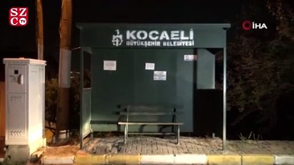 78 yaşında üçüncü evliliğini yapabilmek için otobüs duraklarını ilanlarla donattı