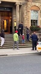 Fans engaged to click photos with Akshay Kumar in Glasgow