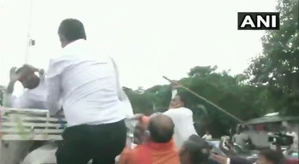 बिहारः पटना में भाजपा कार्यकर्ताओं ने पप्पू यादव की पार्टी जाप के कार्यकर्ताओं को दौड़ाकर पीटा