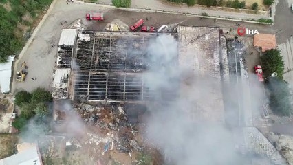 Tokat’ta AVM yangını kontrol altına alındı, zarar büyük