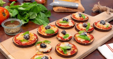 Vous allez vivre une véritable expérience gustative avec ces mini pizzas aux aubergines !