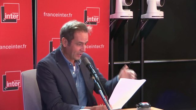 Des adultes à poil et des enfants habillés - Tanguy Pastureau maltraite l'info