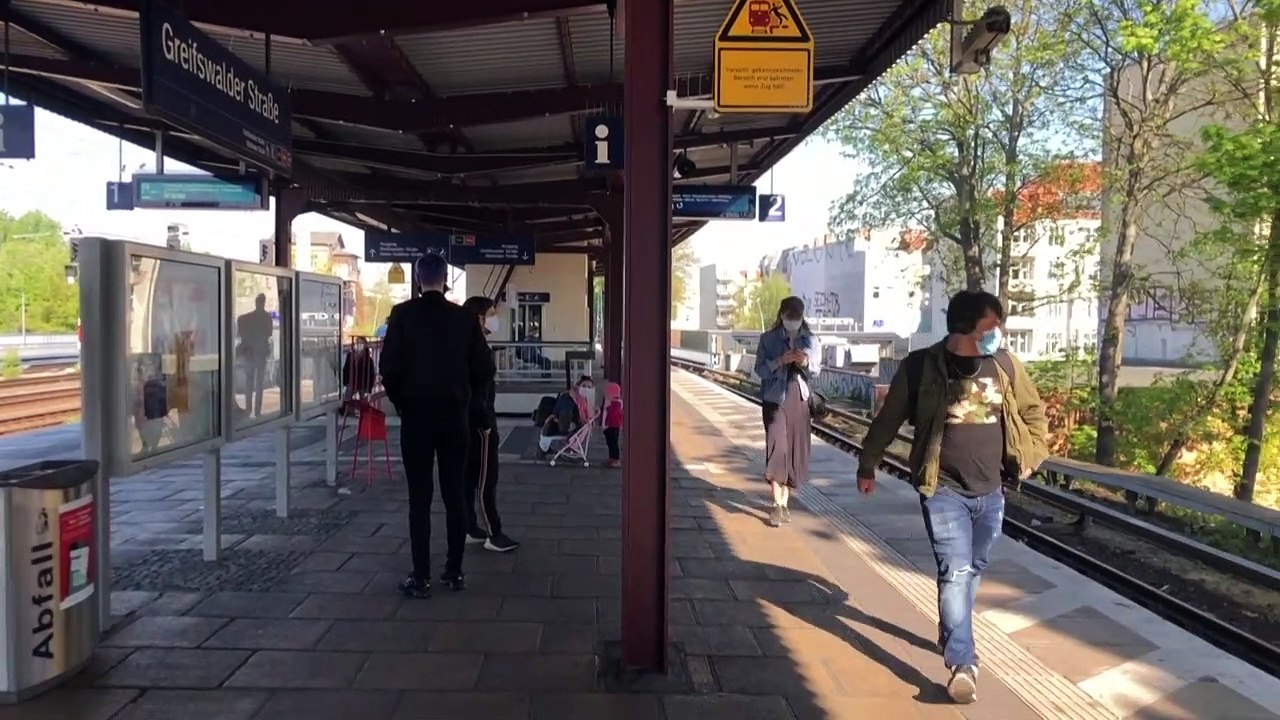 Bundesweite Warnstreiks im Nahverkehr am Dienstag