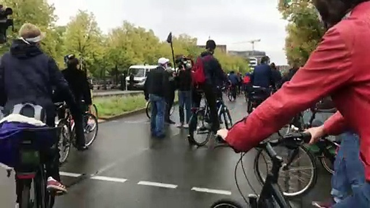 Fridays for Future: Fahrrad-Demo in Berlin