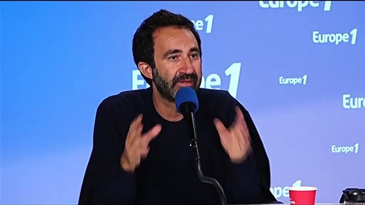 EXTRAIT - Quand Mathieu Madénian explique que les artistes n'ont plus le droit de se plaindre