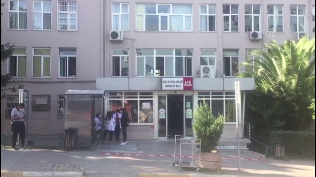İstanbul Tıp Fakültesi Hastanesi personeli, hasta yakınının saldırısına uğradı - İSTANBUL